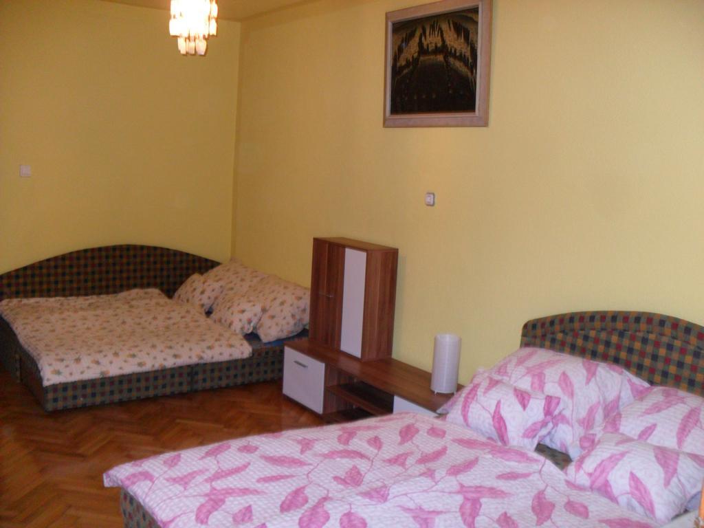 Oazis Apartman Harkány Exterior photo