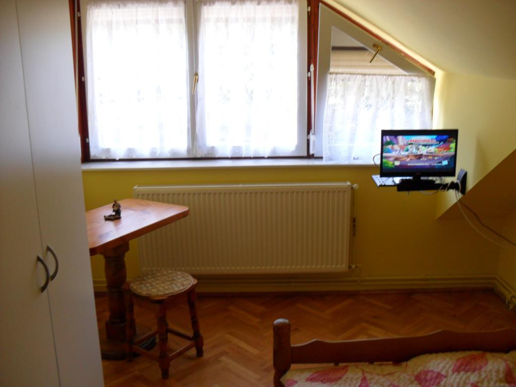 Oazis Apartman Harkány Exterior photo
